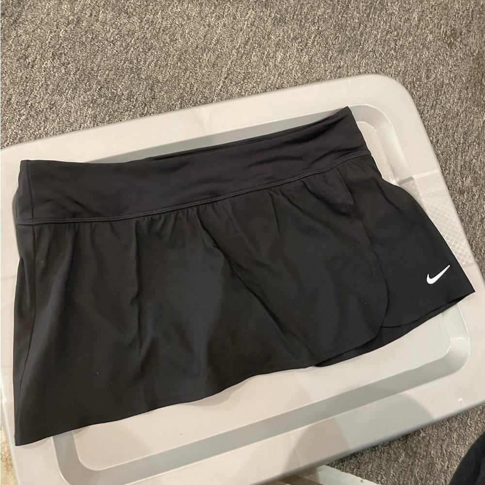 BNWT Nike Tennis Skirt